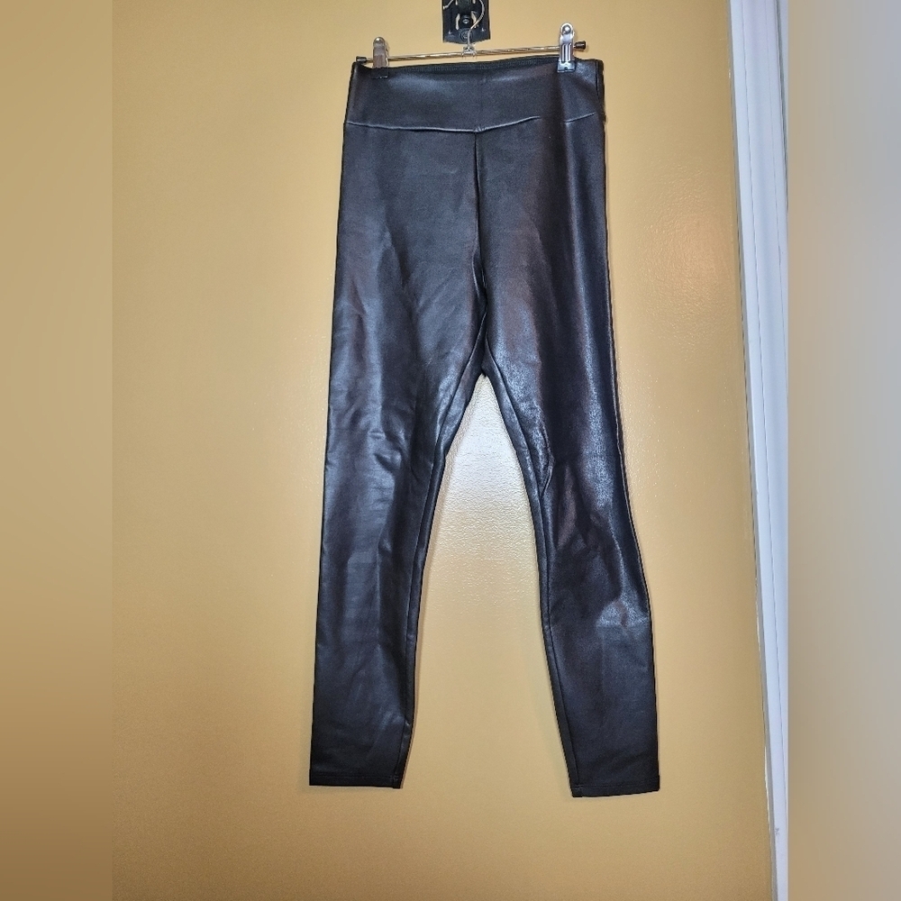 Abercrombie and Fitch Faux Leather Pants sz S